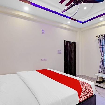 Oyo 86602 Hotel Dream Palace Calcutta Extérieur photo